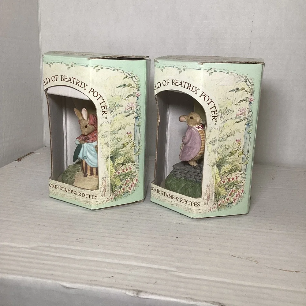 Vintage 1997 Beatrix Potter Cookie Stamps Mrs Rabbit Benjamin Bunny Set of 2